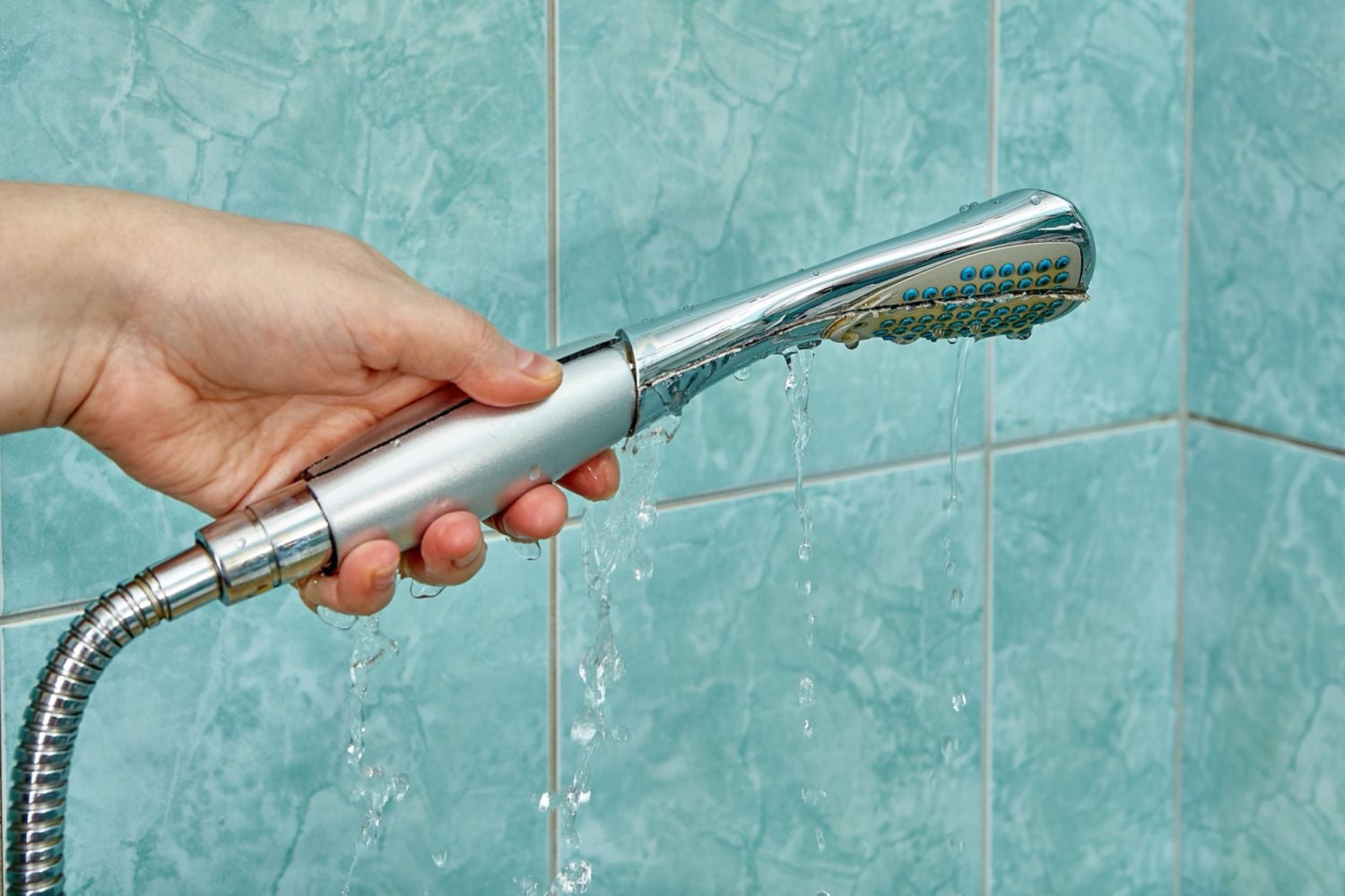 How To Fix A Leaking Shower Head How To Fix A Leaking Shower Head